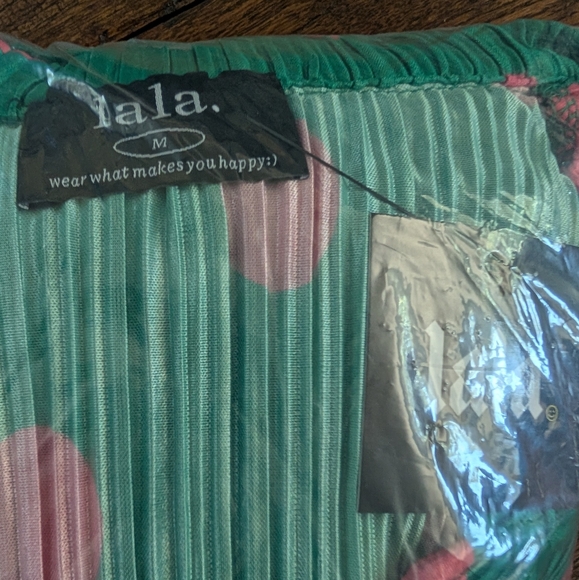 NWT - Dressed in LALA Green and Pink Wide Leg Set - Picture 3 of 5